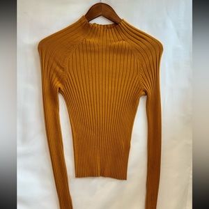 NWOT Zara Ribbed Long Sleeve Top